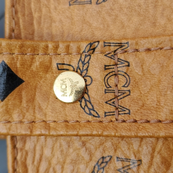 💥💥SOLD💥💥MCM TOTE BAG - Picture 14 of 16